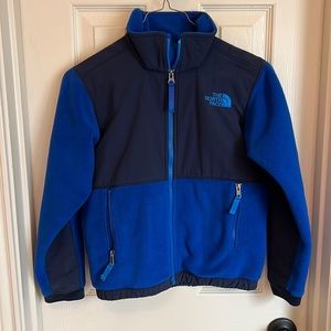 Boys blue north face Denali jacket, S (7/8)